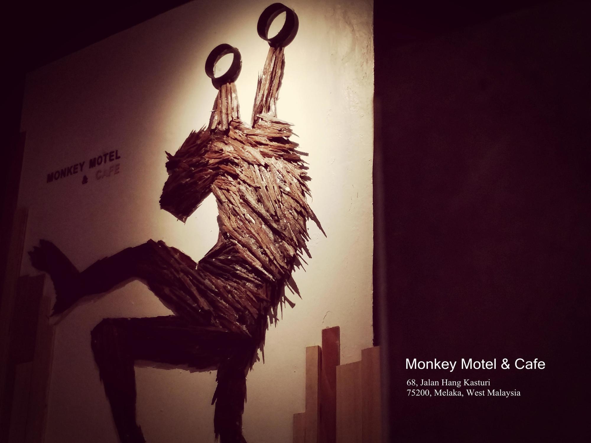 Monkey Motel Cafe Malacca Exterior foto