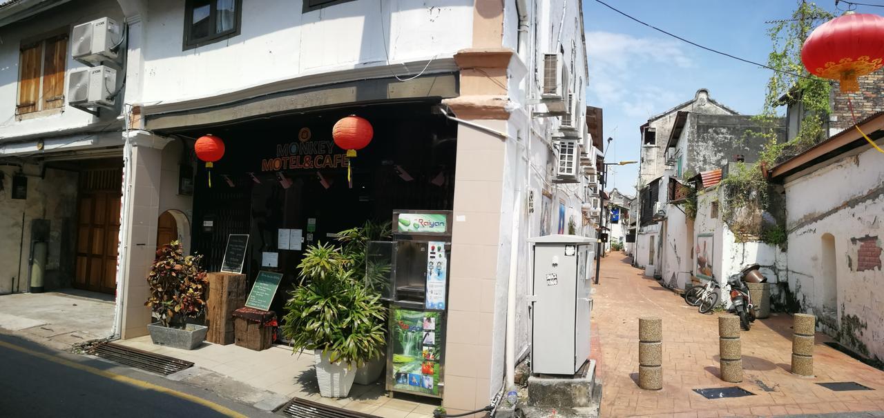 Monkey Motel Cafe Malacca Exterior foto