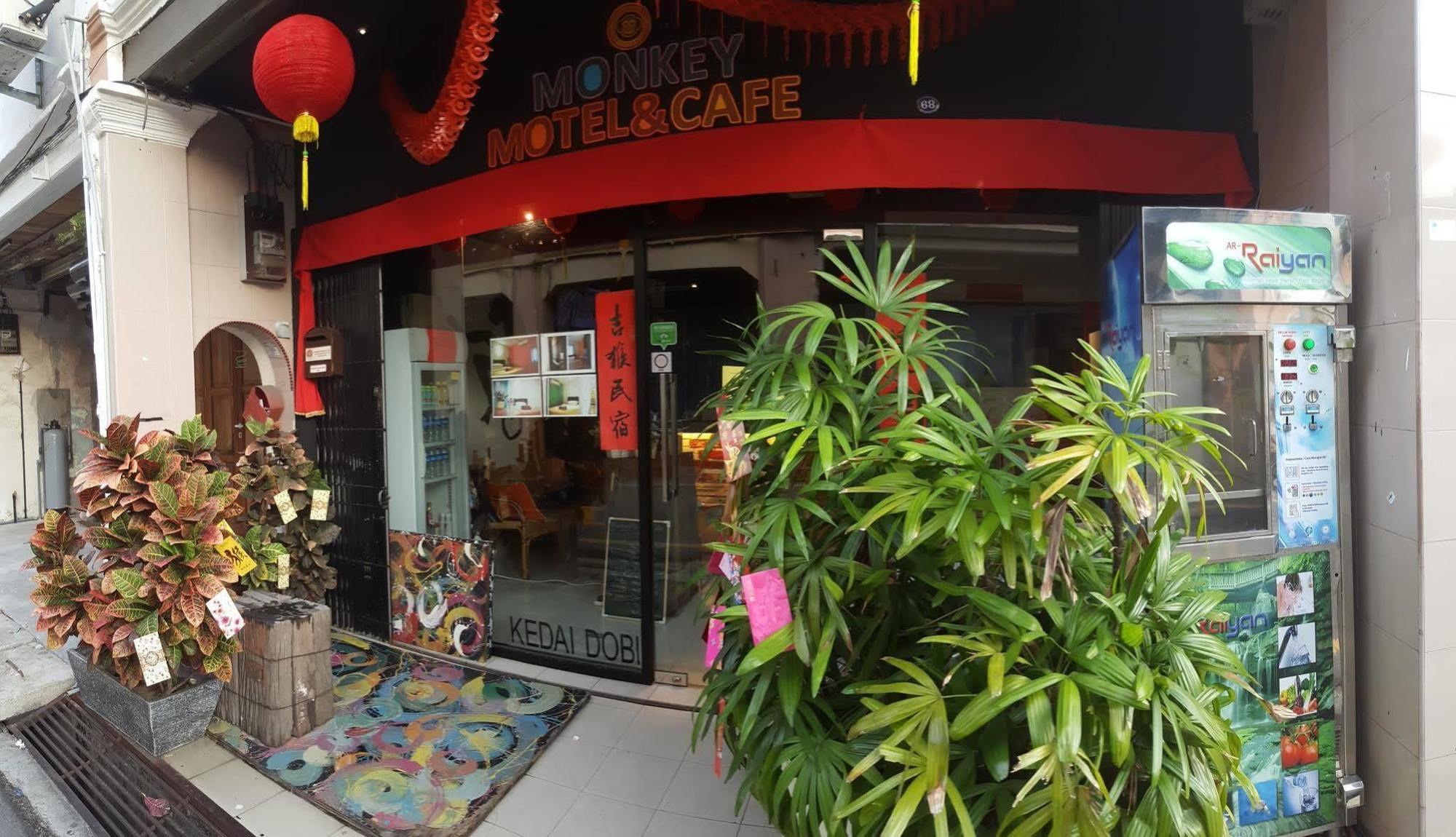 Monkey Motel Cafe Malacca Exterior foto